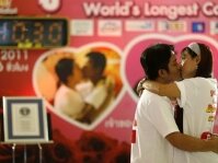 Фотографии. Самый долгий поцелуй в мире