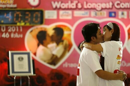 Фотографии. Самый долгий поцелуй в мире