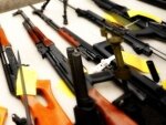 Бабушка сдала арсенал оружия Бабушка сдала арсенал оружия