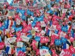 Протесты в Париже против однополых браков Протесты в Париже против однополых браков