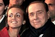 Свадьба итальянского экс-премьера Сильвио Берлускони и молодой модели. Все женщины Берлускони